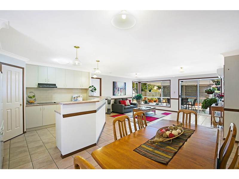 71 Bouganvillea Drive, Middle Ridge QLD 4350