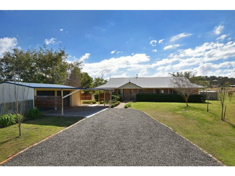 12 Andrews Court, Hodgson Vale QLD 4352