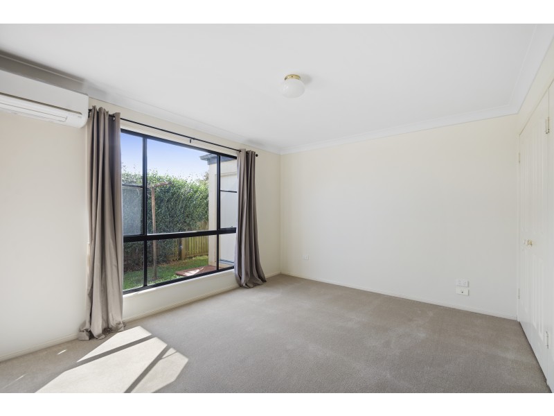 13  Olympus Court, Middle Ridge QLD 4350