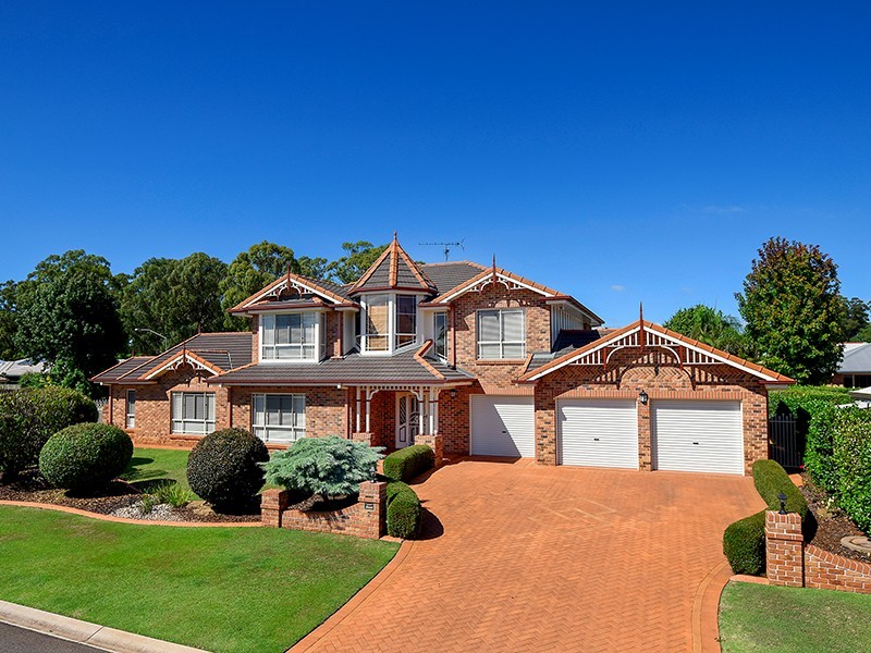 2 Pigott Drive, Rangeville QLD 4350