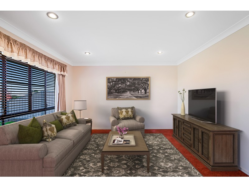 15 Salisbury Street, Darling Heights QLD 4350