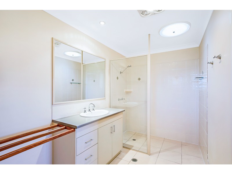 15 Salisbury Street, Darling Heights QLD 4350