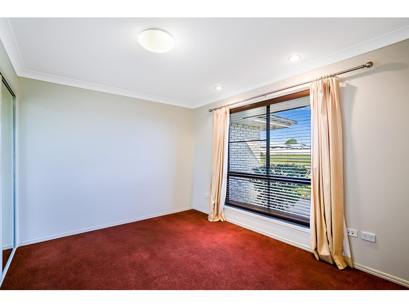 15 Salisbury Street, Darling Heights QLD 4350