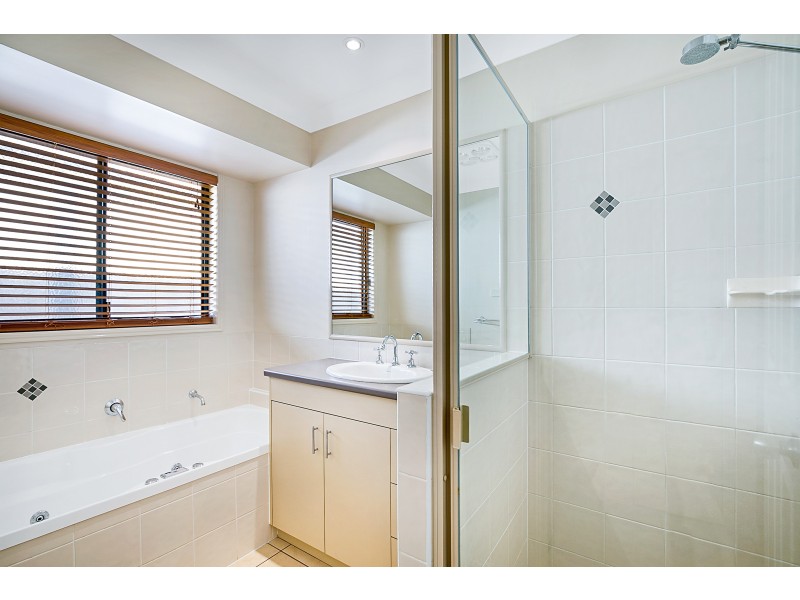 15 Salisbury Street, Darling Heights QLD 4350