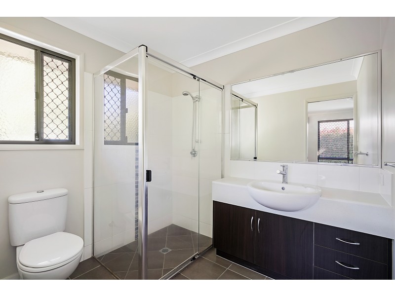 310 Ramsay Street, Middle Ridge QLD 4350