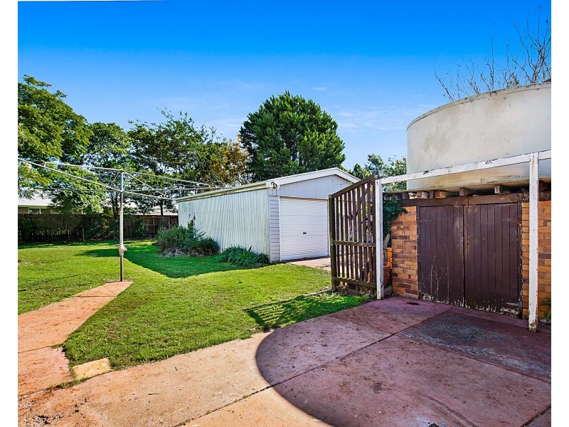 23 Merritt Street, Harristown QLD 4350