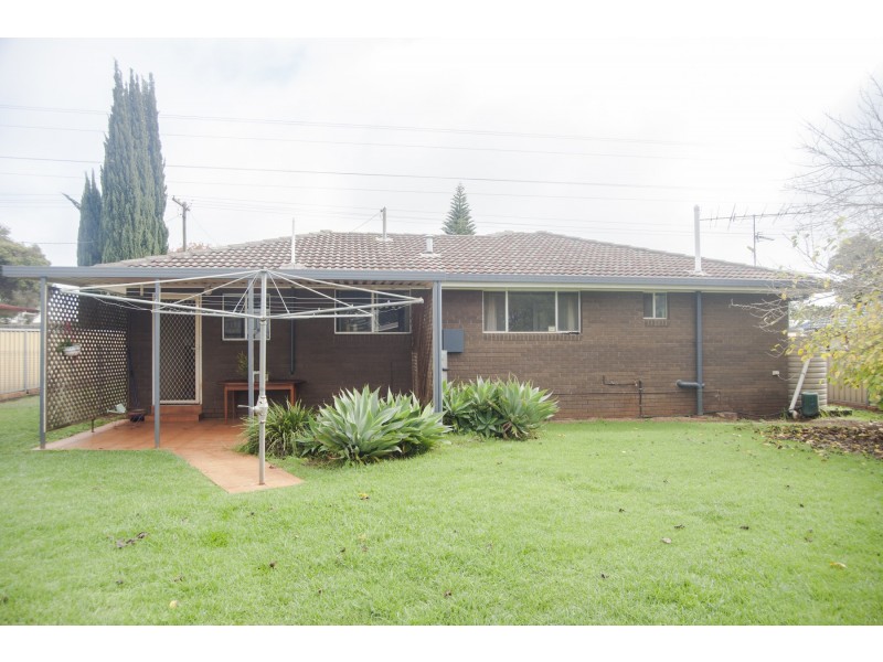 40 Platz Street, Darling Heights QLD 4350