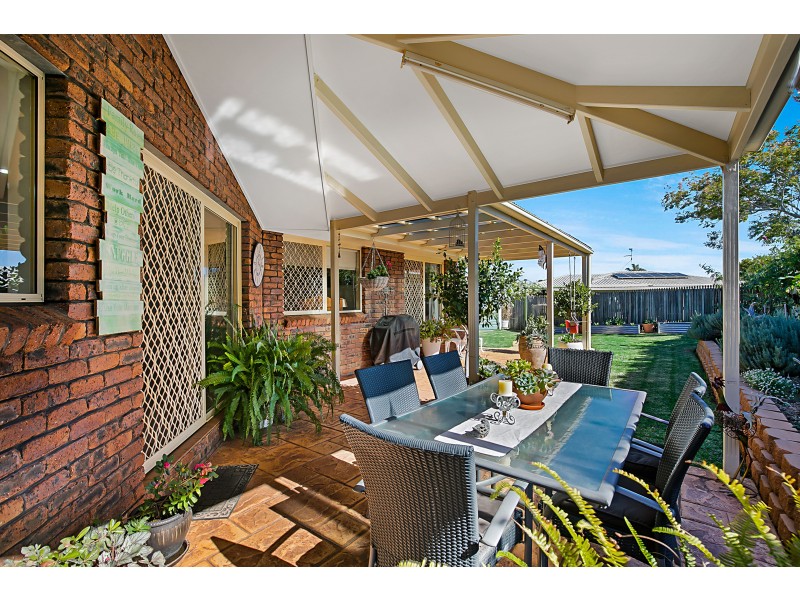 5 Navajo Street, Wilsonton QLD 4350