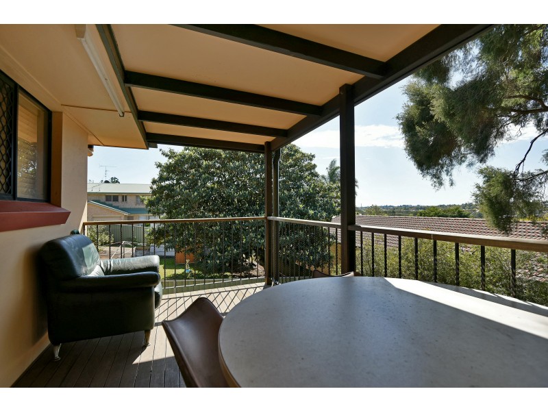 2/262 West Street, Kearneys Spring QLD 4350