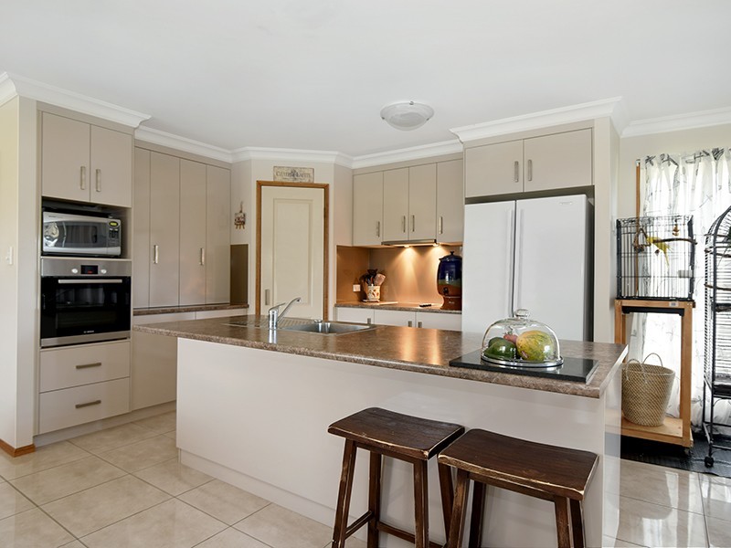 4a  Lucy Street, Cambooya QLD 4358