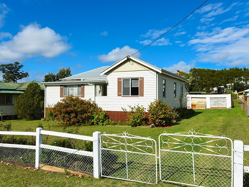 28 Goggs Street, Toowoomba QLD 4350