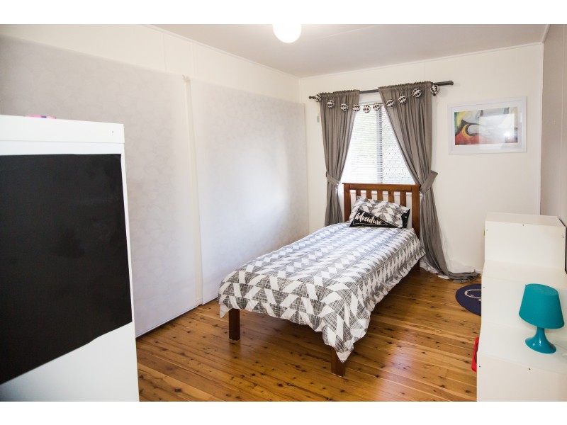 222 Mackenzie Street, Rangeville QLD 4350