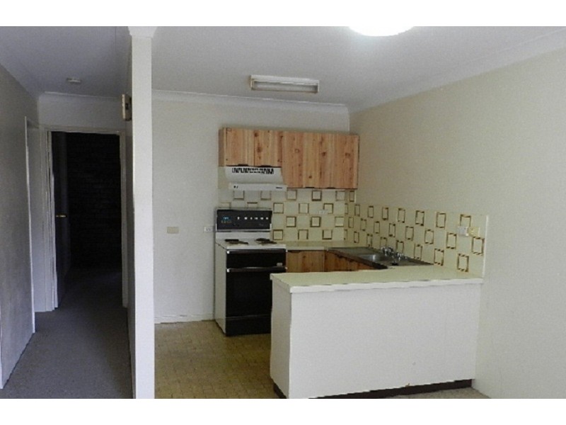 3/14  Mirle Street, Newtown QLD 4350