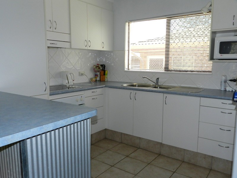 4/67 Taylor Street, Newtown QLD 4350