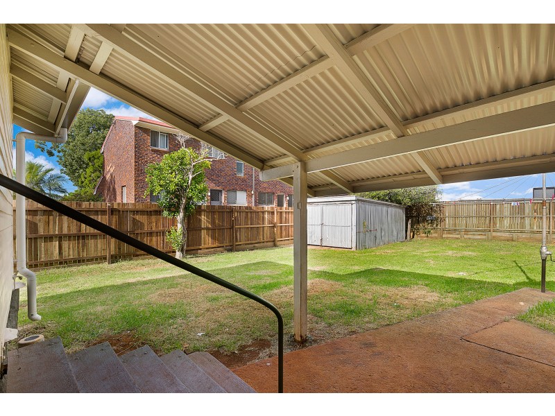 90 Anzac Avenue, Newtown QLD 4350