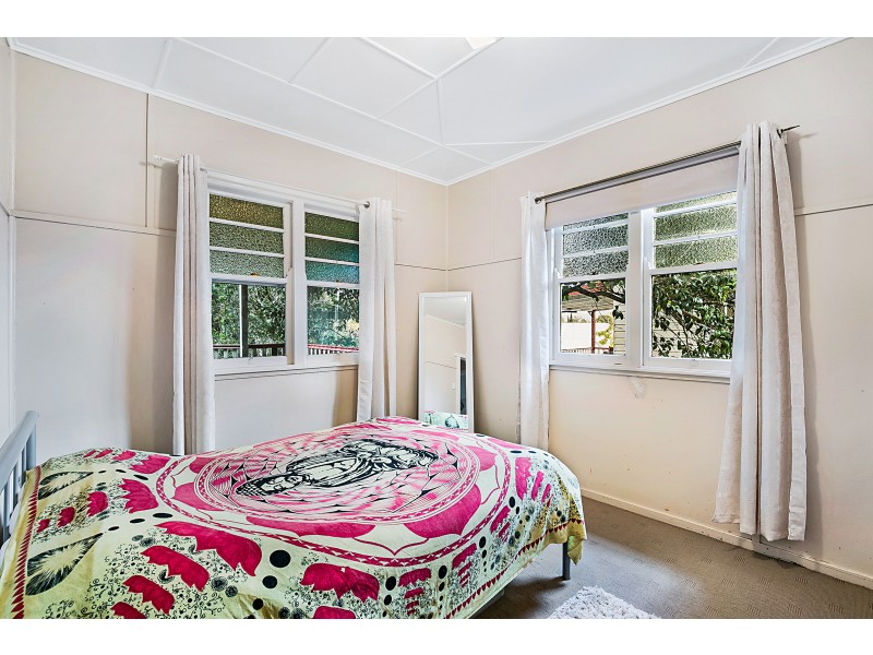 20 Collins Street, Mount Lofty QLD 4350