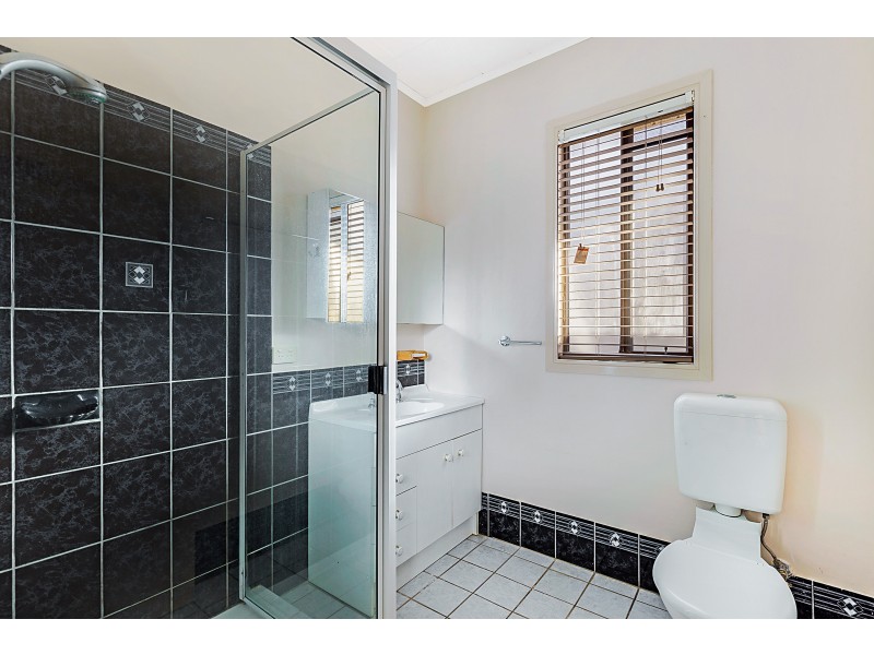 157 North Street, Rockville QLD 4350