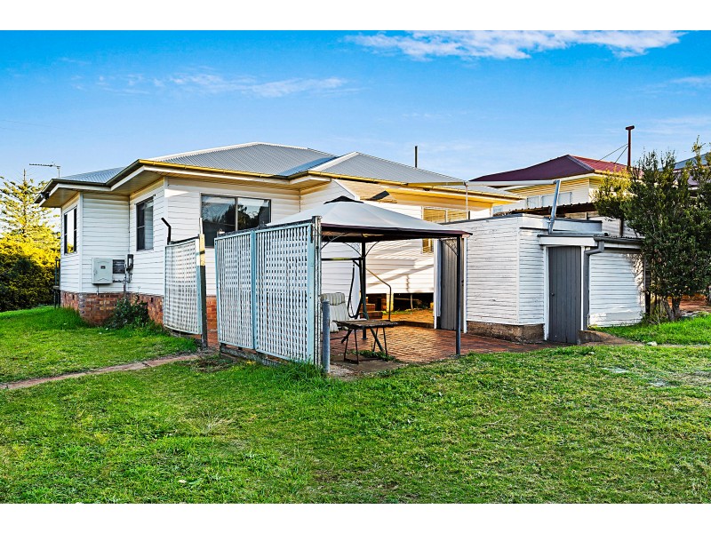 157 North Street, Rockville QLD 4350