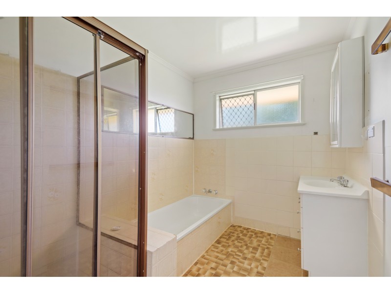 5 Evon Street, Rockville QLD 4350