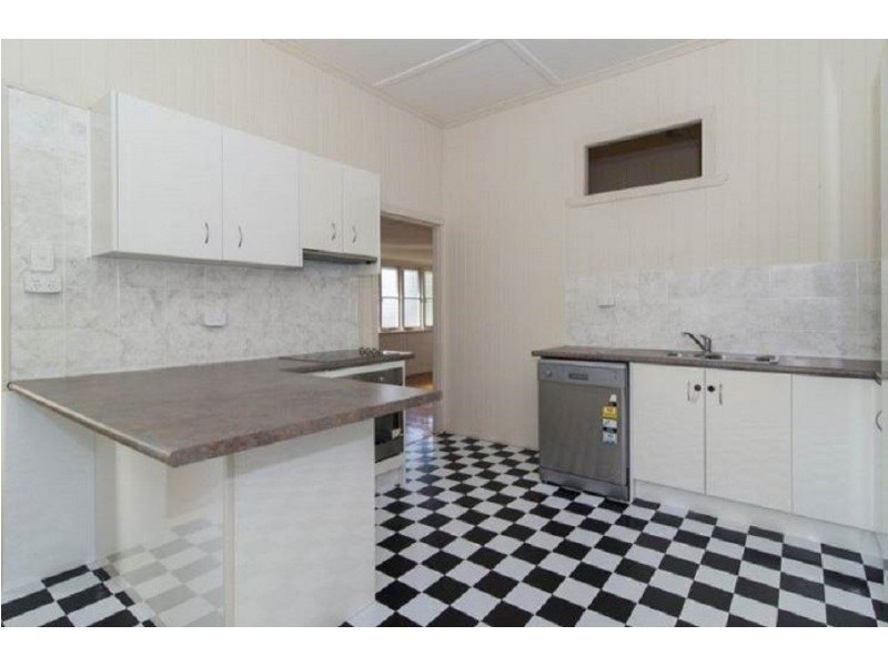 37 Clark Street, South Toowoomba QLD 4350