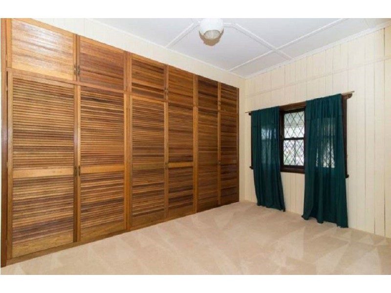 37 Clark Street, South Toowoomba QLD 4350