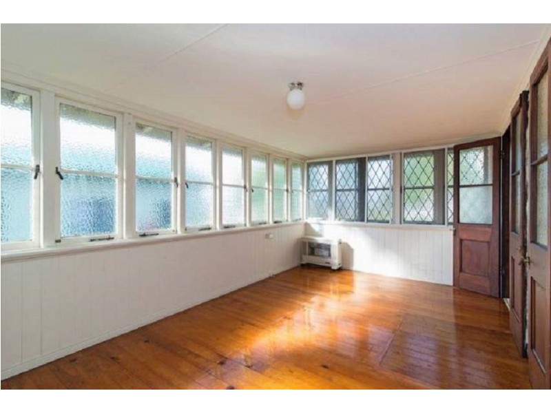 37 Clark Street, South Toowoomba QLD 4350