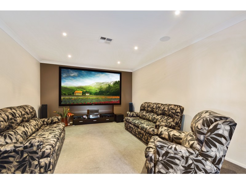 324 Ramsay Street, Middle Ridge QLD 4350