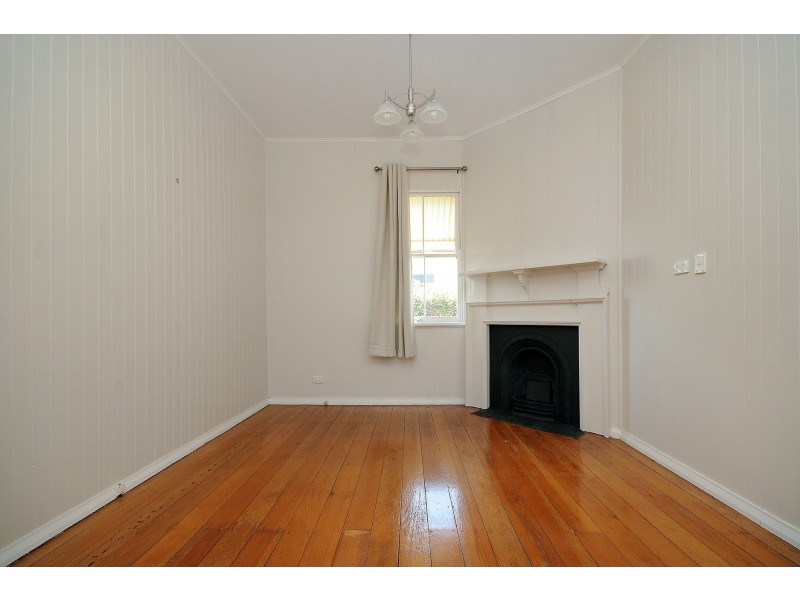 118a Neil Street, South Toowoomba QLD 4350