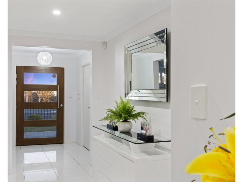 169 Nelson Street, Kearneys Spring QLD 4350