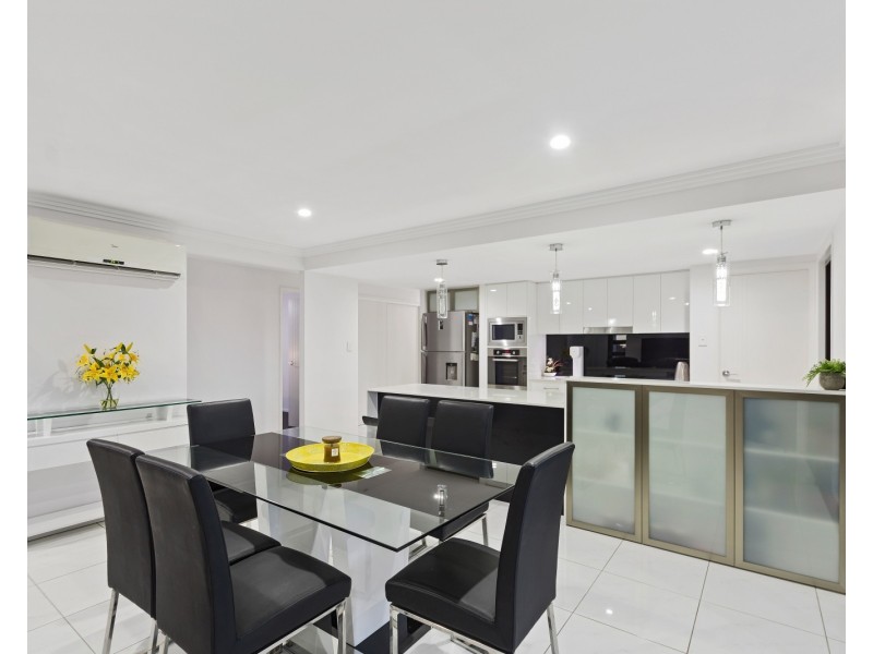 169 Nelson Street, Kearneys Spring QLD 4350