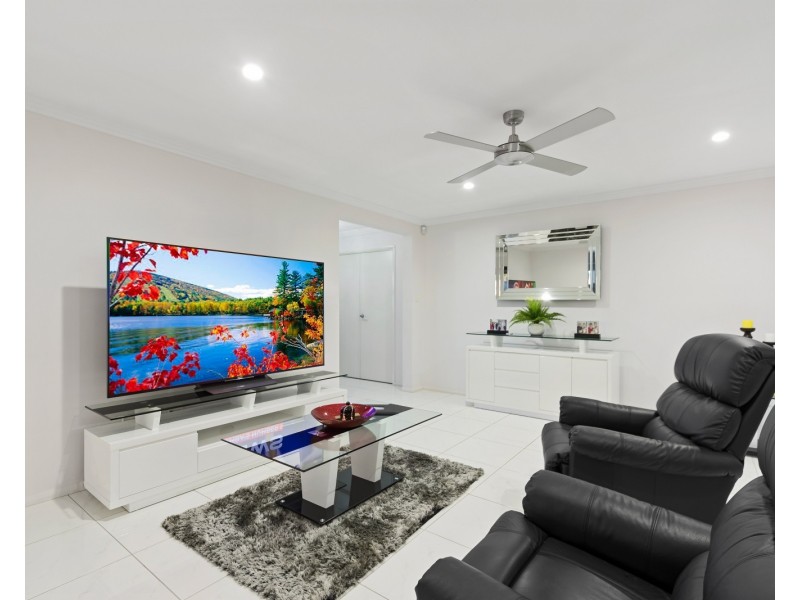 169 Nelson Street, Kearneys Spring QLD 4350
