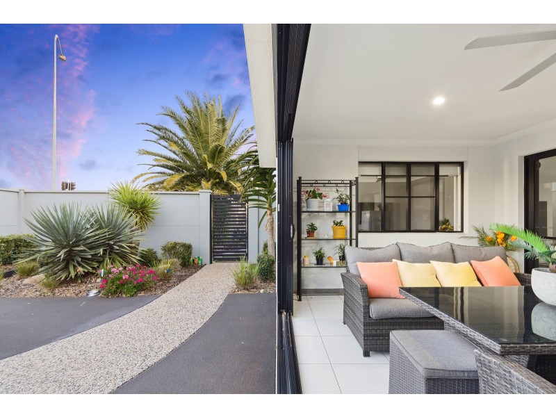 169 Nelson Street, Kearneys Spring QLD 4350