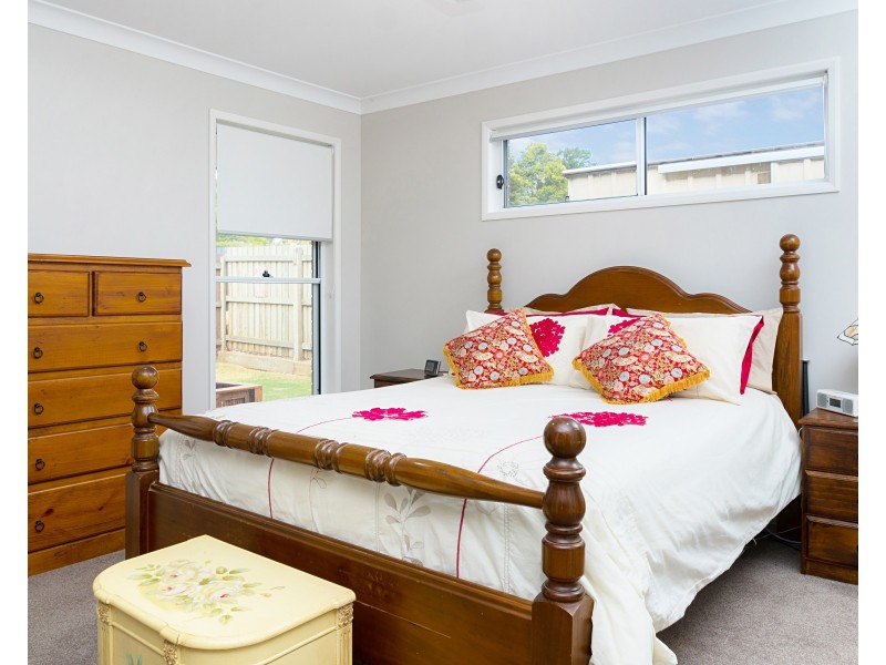 53 Entabeni Drive, Kearneys Spring QLD 4350