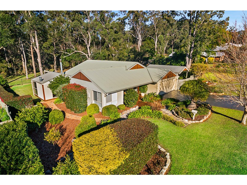 10 Griinke Drive, Middle Ridge QLD 4350