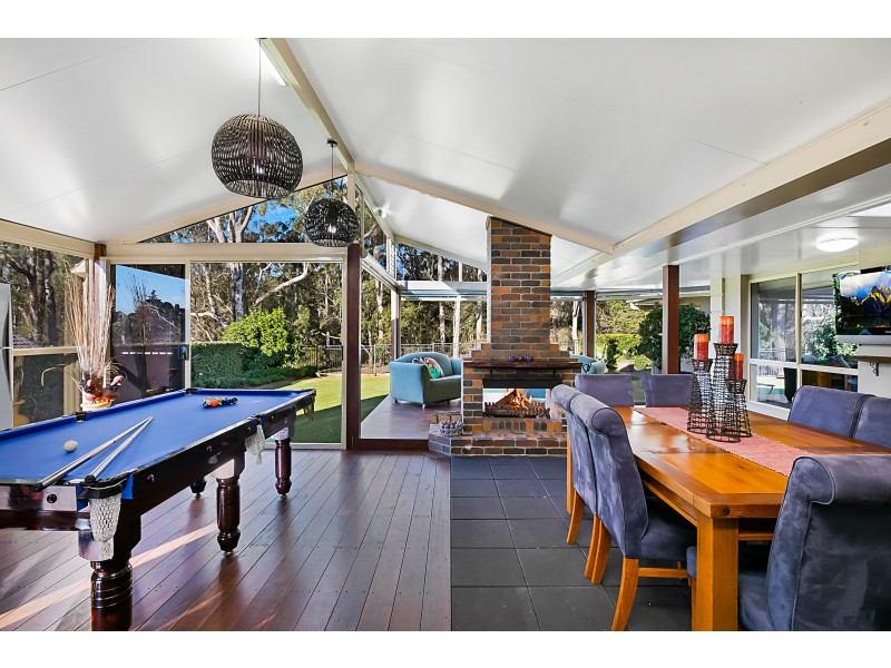 10 Griinke Drive, Middle Ridge QLD 4350