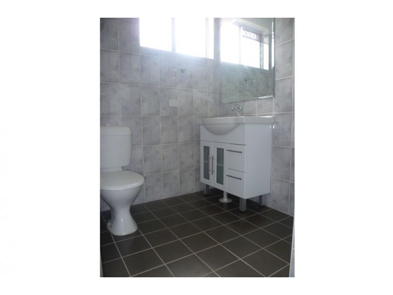 1/172 Tor Street, Wilsonton QLD 4350