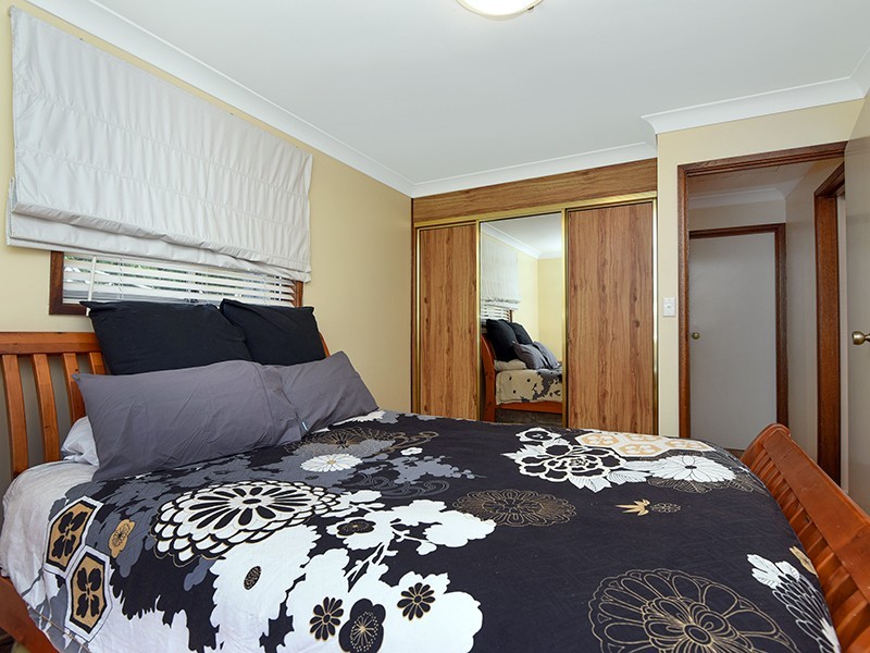 2/6 Begonia Court, Centenary Heights QLD 4350