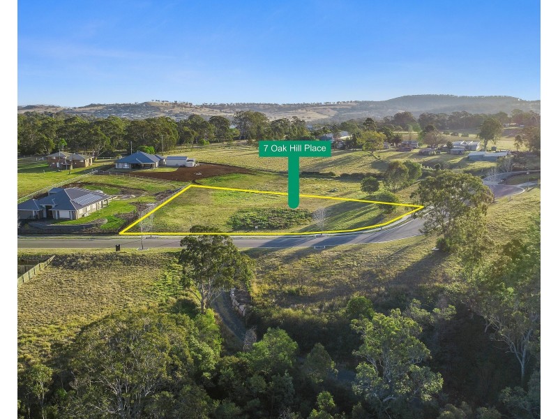 7 Oakhill Place, Preston QLD 4352
