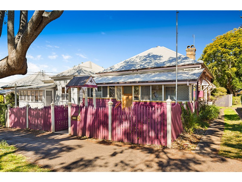 42 Hill Street, Toowoomba QLD 4350