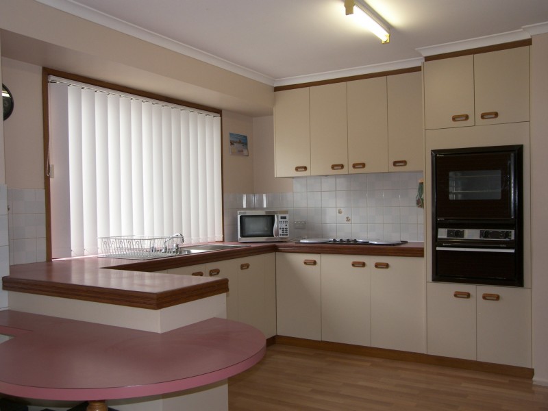 1 Wilga Court, Newtown QLD 4350