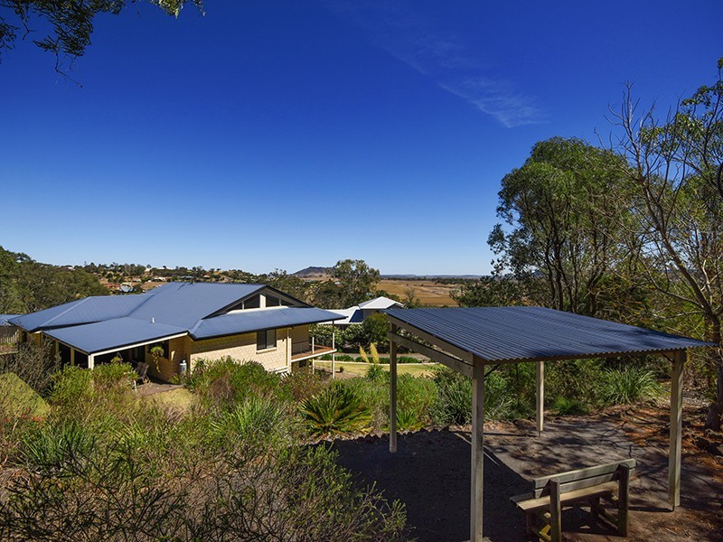 8 Ella Court, Cotswold Hills QLD 4350