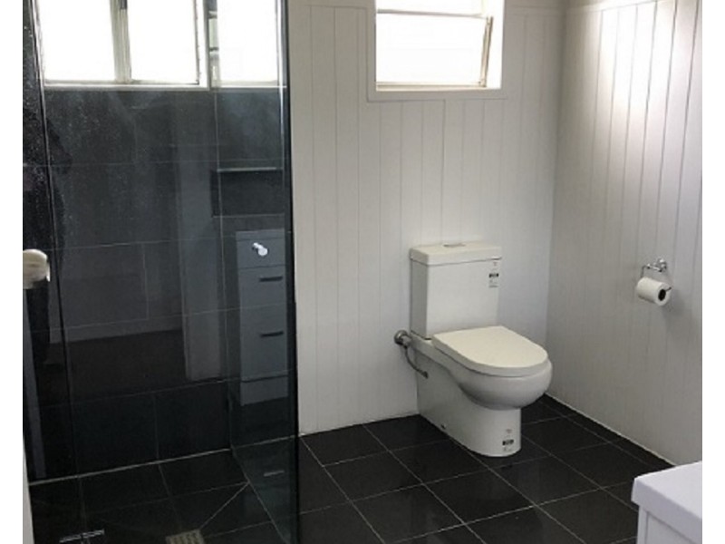 1/37 Hoepper Street, Kearneys Spring QLD 4350