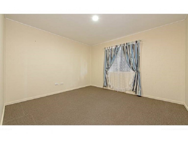 89 Long Street, South Toowoomba QLD 4350