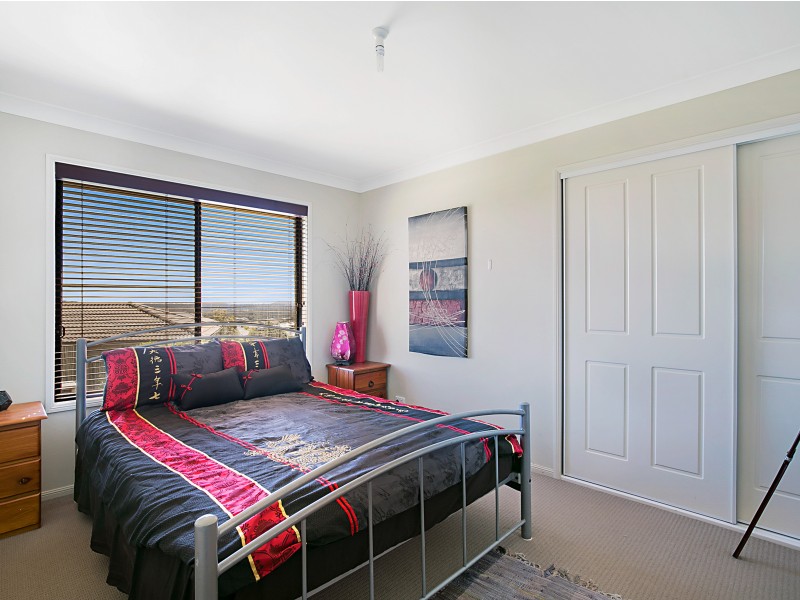 11 Liam Drive, Highfields QLD 4352