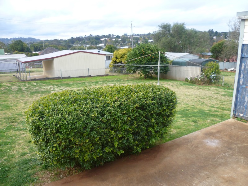 15 Seaton Street, South Toowoomba QLD 4350