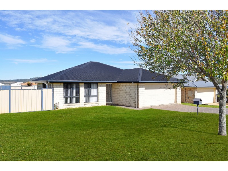 4 Patron Crescent, Glenvale QLD 4350