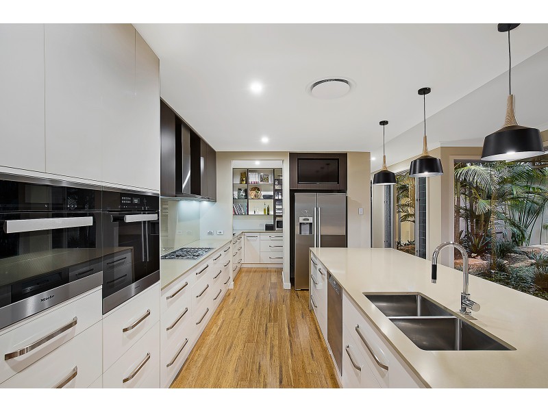 13 Thorley Court, Middle Ridge QLD 4350