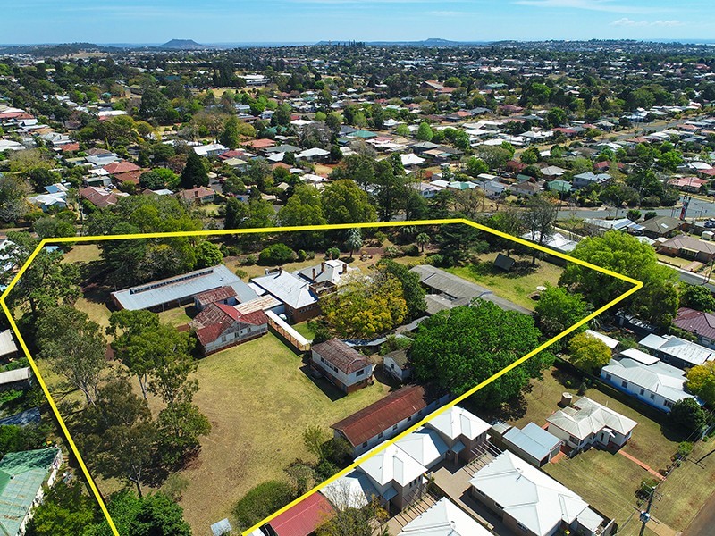 24 – 36 Drayton Road, Harristown QLD 4350