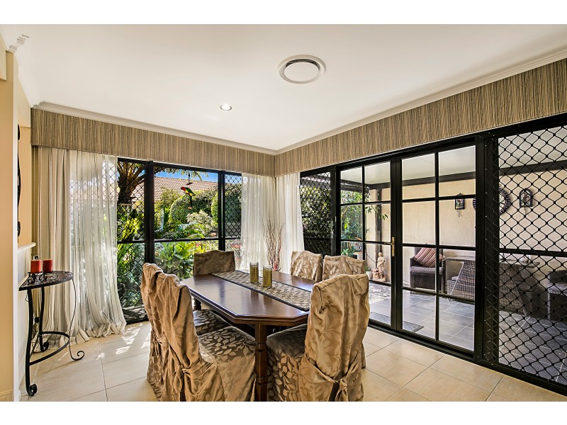 52 Wood Drive, Middle Ridge QLD 4350