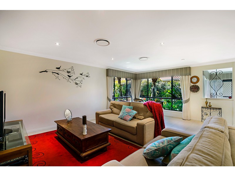 52 Wood Drive, Middle Ridge QLD 4350